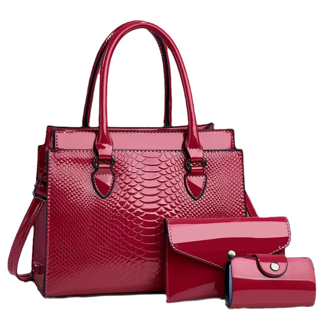 Wholesale of 2023 New Style fashionable multi-piece sets of cross-border foreign trade mother and child bags, European and American crocodile pattern single-shoulder crossbody handbags Item Picture