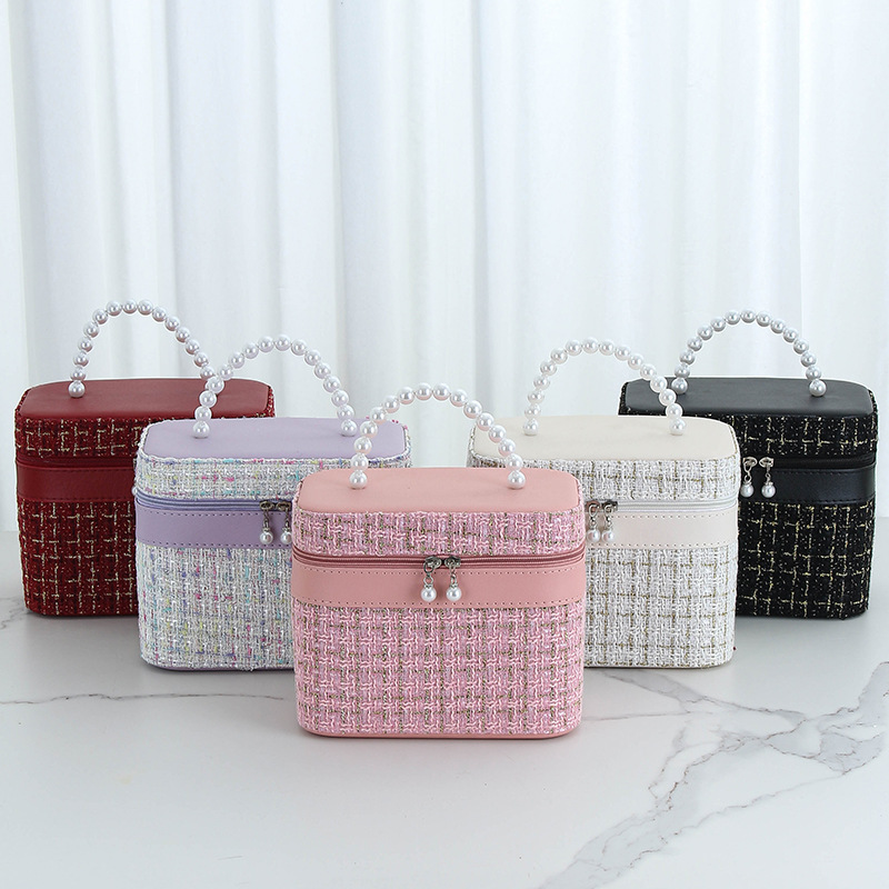 Portable makeup bag, large-capacity travel makeup box, multi-functional use, hand-held sewing box for storage, wholesale souvenirs Specification drawing