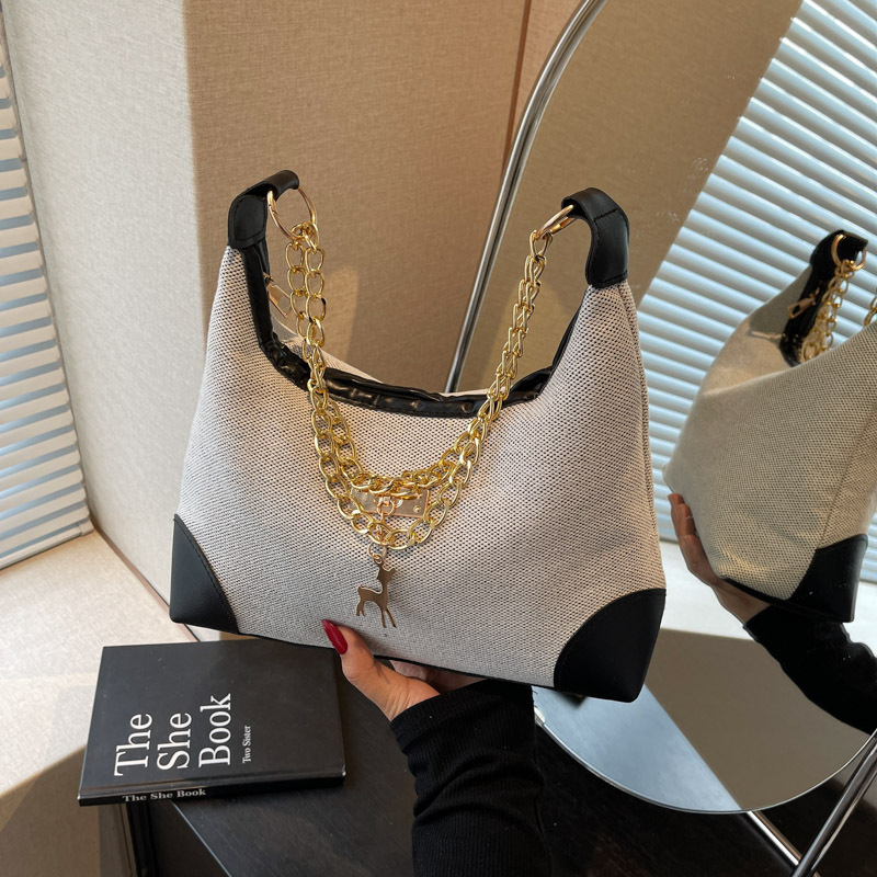 European and American fashionable women's bag Spring/Summer single-shoulder crossbody bag 2025 large capacity commuting chain bag full figure