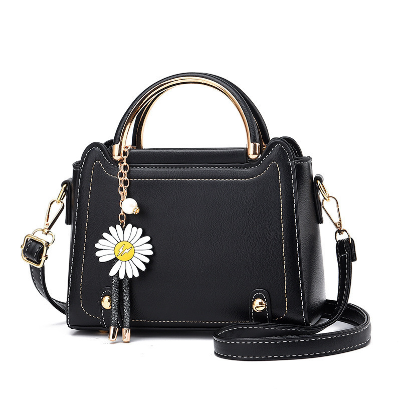 Women's handbag 2025 Winter new style fashionable and simple small square bag Korean version single-shoulder crossbody bag cross-border consignment Item Picture