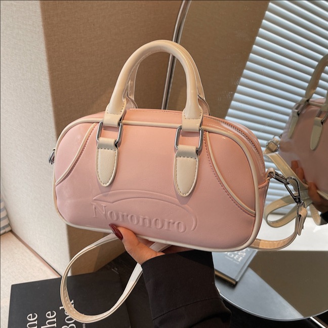 Cross-border fashion Boston handbag for women 2025 new trendy patchwork single-shoulder bag, stylish and casual crossbody bag full figure