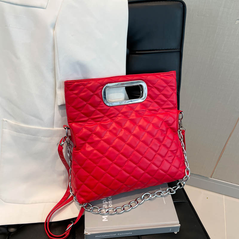 Cross-border simple commuter women's bag, diamond-patterned embroidered thread bag, new spring folding crossbody bag in Europe and America, single-shoulder armpit bag full figure