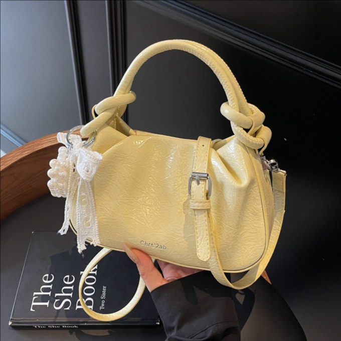 Super popular pleated handbag, fashionable cloud bag for women, 2025 new light luxury niche single-shoulder bag, high-end crossbody bag