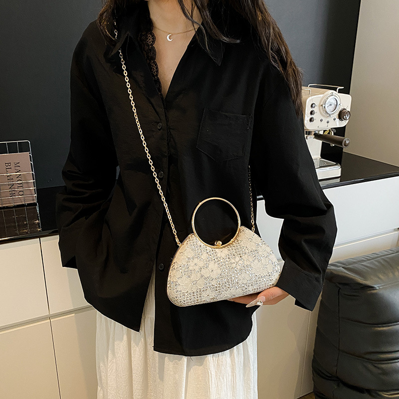 High-end sequined women's 2025 new chain hand-held box bag paired with cheongsam, elegant women's evening bag details Picture