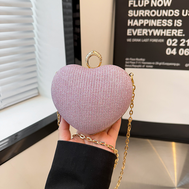 The 2025 spring new heart-shaped chain bag, women's lapel bag, textured sequined single-shoulder crossbody bag, cross-border trend full figure