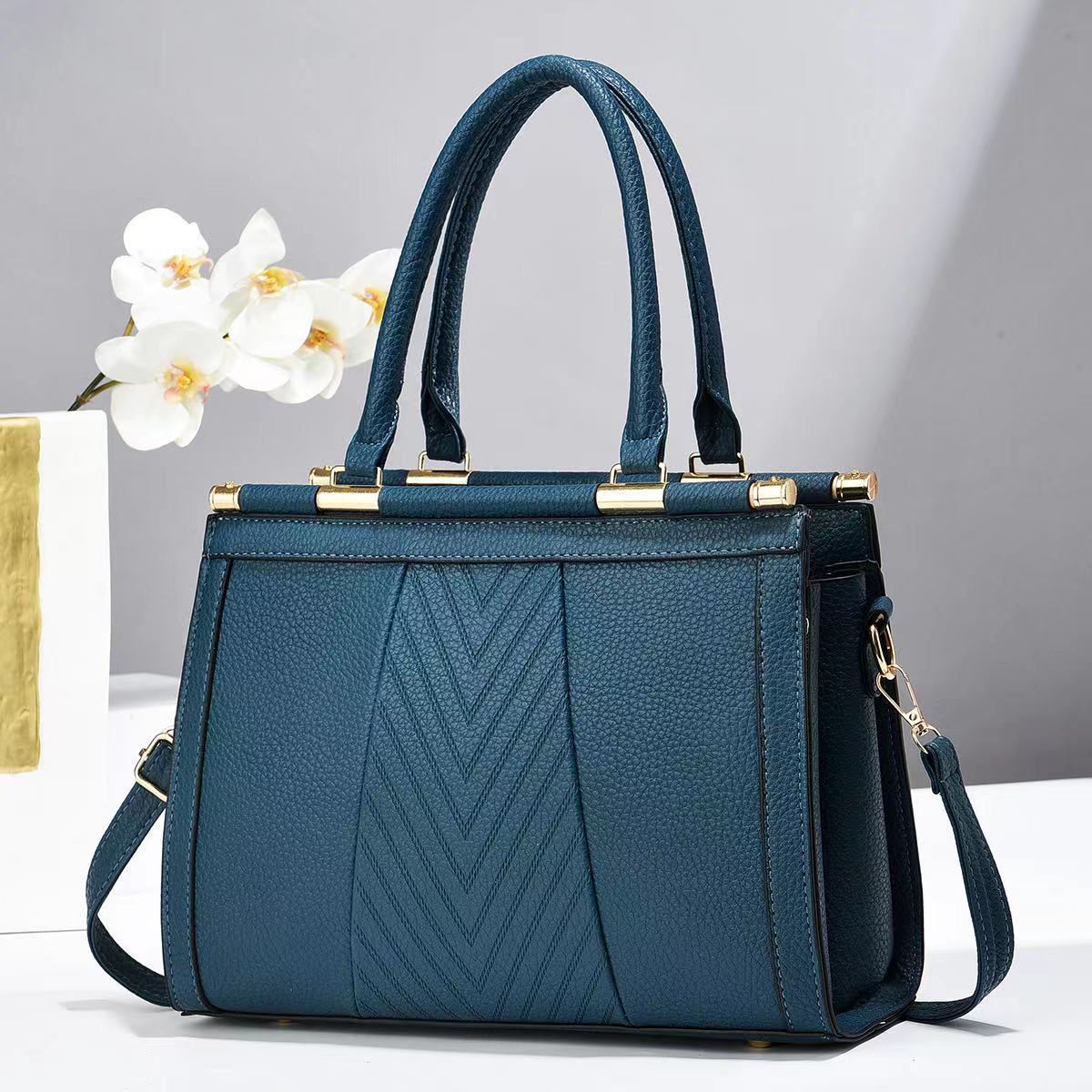 New style of Korean-style casual cross-border bag with high appearance level, high-end feel, versatile shoulder bag, large capacity handbag and crossbody bag details Picture