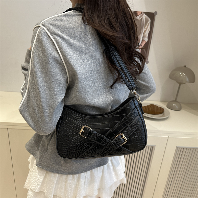 2025 Casual, simple, stylish and individualistic small square bag Summer New Fashion Trend Women's single-shoulder crossbody bag Specification drawing