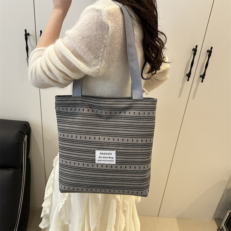 Japanese-style simple single-shoulder canvas bag 2025 new style fashionable striped hand-held single-shoulder bag for class tote commuting Specification drawing