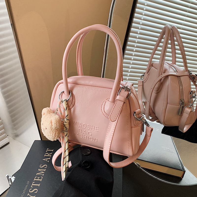 Retro hand-held bowling bag for women, 2025 new style forest-themed fashionable appearance level handbag, stylish single-shoulder crossbody bag details Picture