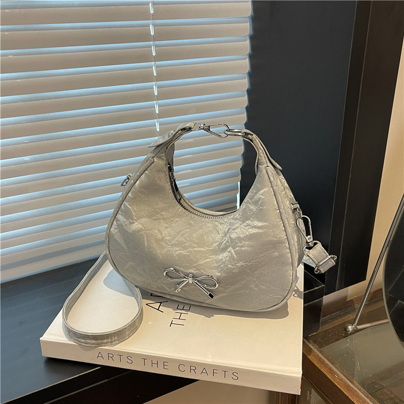 A simple bow underarm bag for women 2025, a new spring style and fashionable single-shoulder bag for commuting full figure