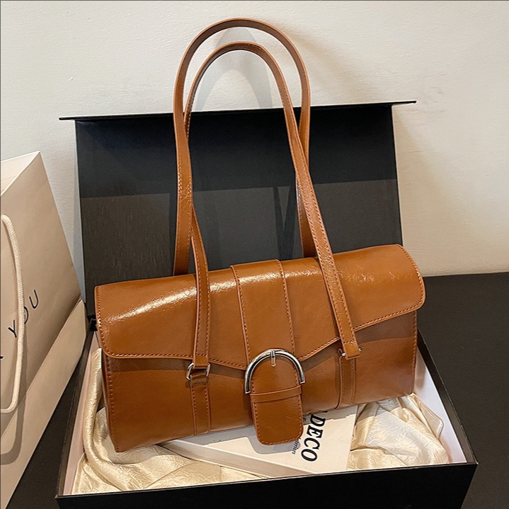 Cross-border 2025 New retro and fashionable oil wax leather underarm bag for women, high-end, niche design, trendy single-shoulder bag full figure