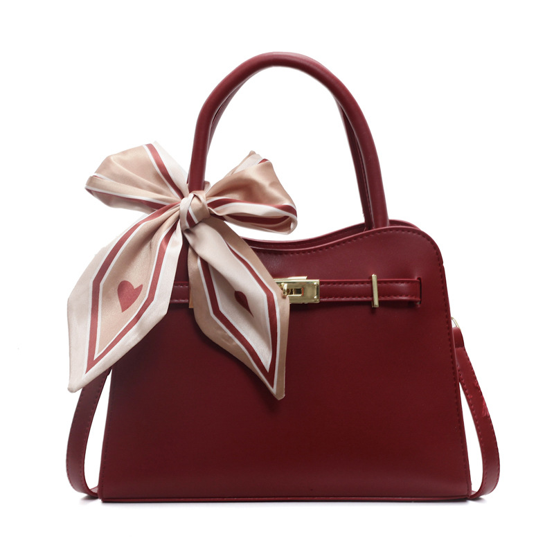 The high-end Kelly bag for women in 2025 features a niche design, a fashionable and simple single-shoulder bag, and a trendy and casual bridal bag Item Picture