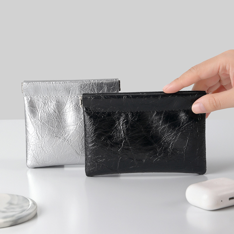 New retro spring piece self-tightening storage bag, simple mini earphone case, small-mouthed red envelope portable coin purse Specification drawing