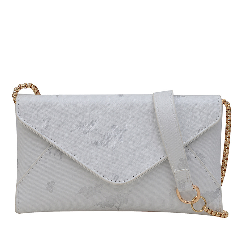 Personalized, elegant, trendy and high-quality single-shoulder bag 2025 new style, simple envelope bag, chain crossbody bag, niche women's bag Item Picture