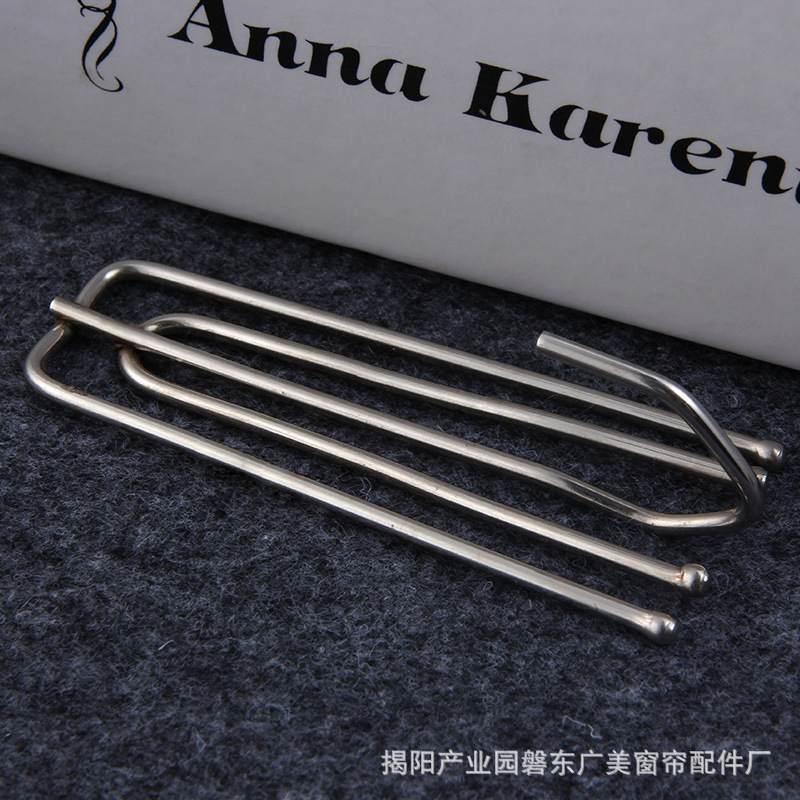 The manufacturer supplies thickened stainless steel hooks, high-quality four-claw hooks, curtain accessories, fabric belts, auxiliary materials, and door and window hooks details Picture