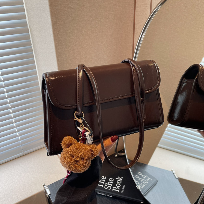 Retro bag, large-capacity single-shoulder bag for women, 2024 new style, casual and versatile underarm bag, high-end commuting bag for work details Picture