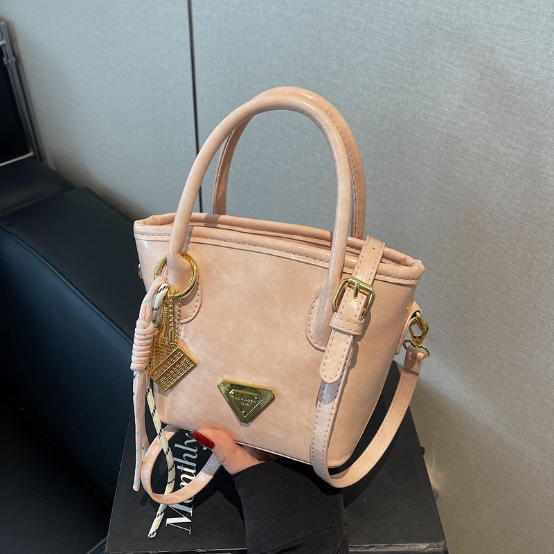 Korean niche vintage handbag for women, 2025 new trendy and fashionable shopping basket, versatile crossbody bag, bucket bag for women Specification drawing