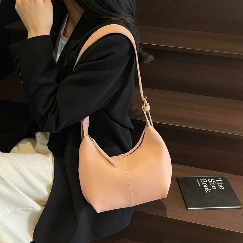 Large-capacity commuter underarm tote bag, trendy bag for women, 2025 new style fashionable single-shoulder bag, simple and elegant crossbody bag Specification drawing