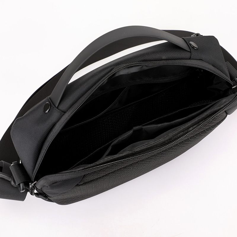 Wepower's new crossbody bag, a practical large-capacity crossbody bag for men, a trendy sports outdoor messenger bag, and a single-shoulder bag Item Picture