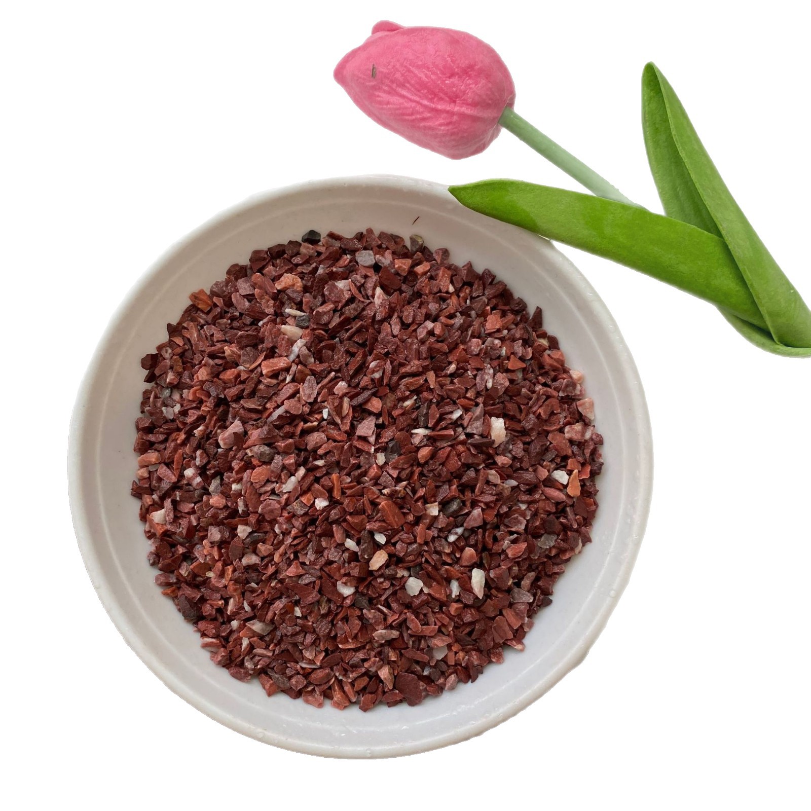 The manufacturer wholesals red crushed stones, gravel, garden landscaping stones, adhesive pavement, basement floor and red stones Item Picture