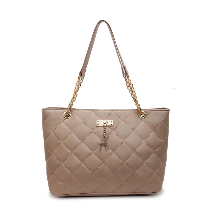 This is a new spring 2025 stylish and trendy single-shoulder tote bag with a unique design for women Item Picture