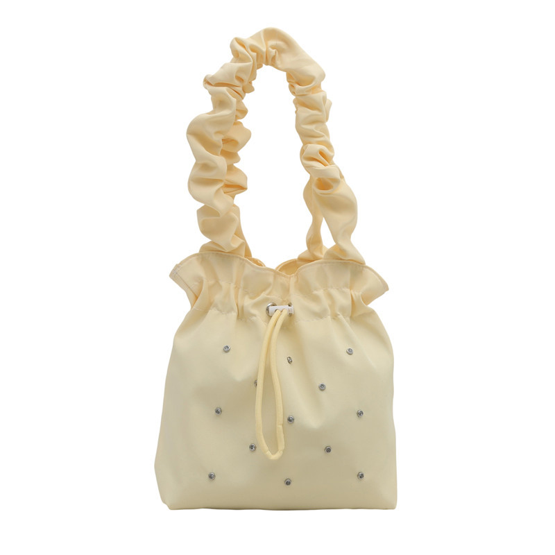 2025 Summer New style fashionable drawstring casual nylon fabric bucket bag pleated large capacity single-shoulder bag Item Picture