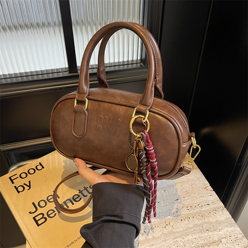 Fashionable women's handbag 2025 new bestseller Retro women's bag, elegant and simple, versatile women's crossbody bag full figure