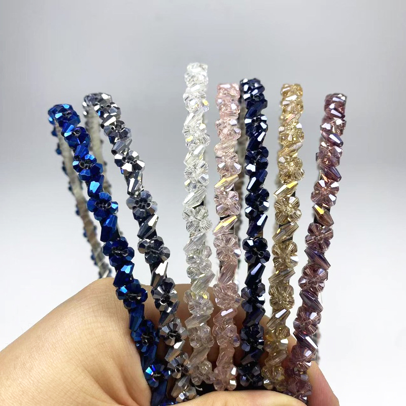 The new crystal hair band is anti-slip and high-end. It is a versatile and fashionable headwear. It is a pure handcrafted double-row crystal hair accessory for simple women details Picture