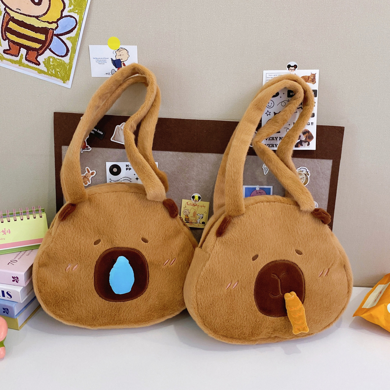 A new cartoon underarm single-shoulder handbag with a large capacity, a capibara stretchable snot pufferfish student storage bag full figure