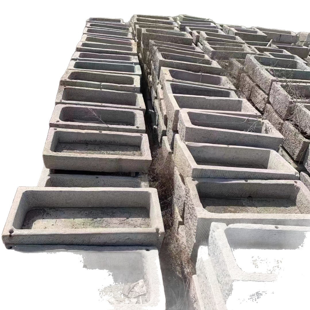 Ancient building old stone troughs, old ox troughs, old pig troughs, balcony flower POTS, landscape ornaments, fish-keeping stone basins, courtyard ornaments, old stone tools Item Picture
