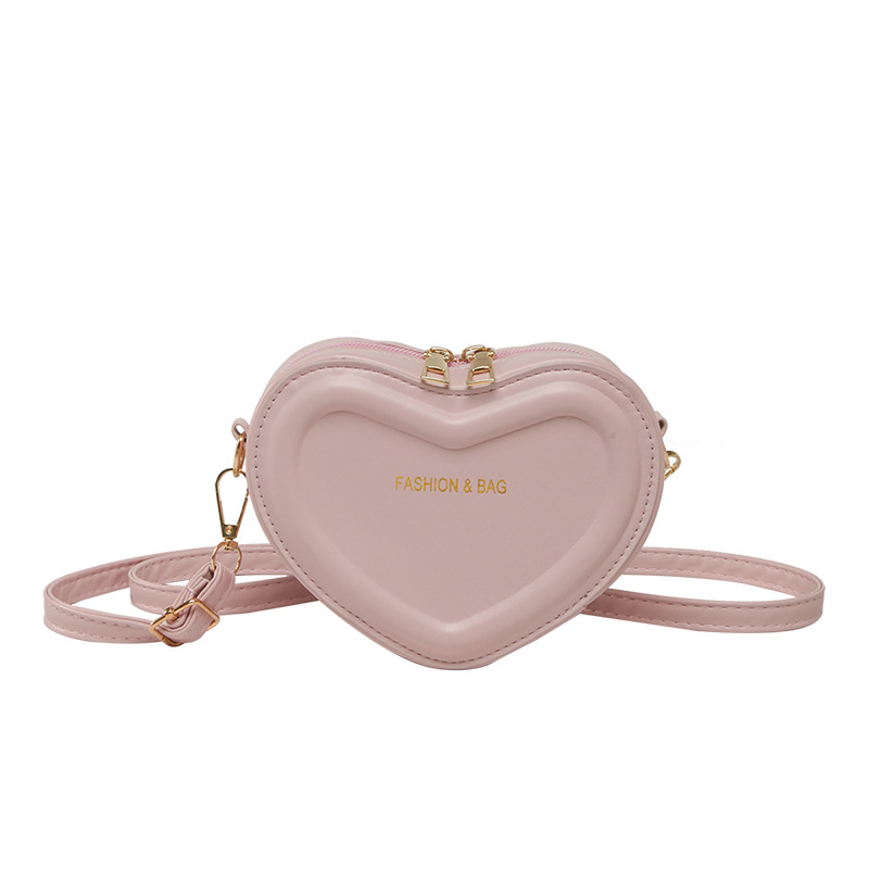 2025 Summer New stylish crossbody heart-shaped bag, solid color fashionable heart-shaped small bag, ins single-shoulder fresh women's bag Item Picture