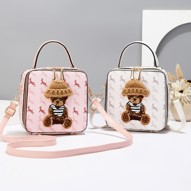 Little Bear Accessories Square Bag 2024 New Style European and American retro luggage, leather goods box bag, PVC printed women's single-shoulder bag details Picture