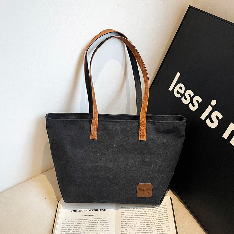 Retro large-capacity canvas tote bag for women, 2024 new style ins casual and simple shoulder bag, commuter underarm bag full figure
