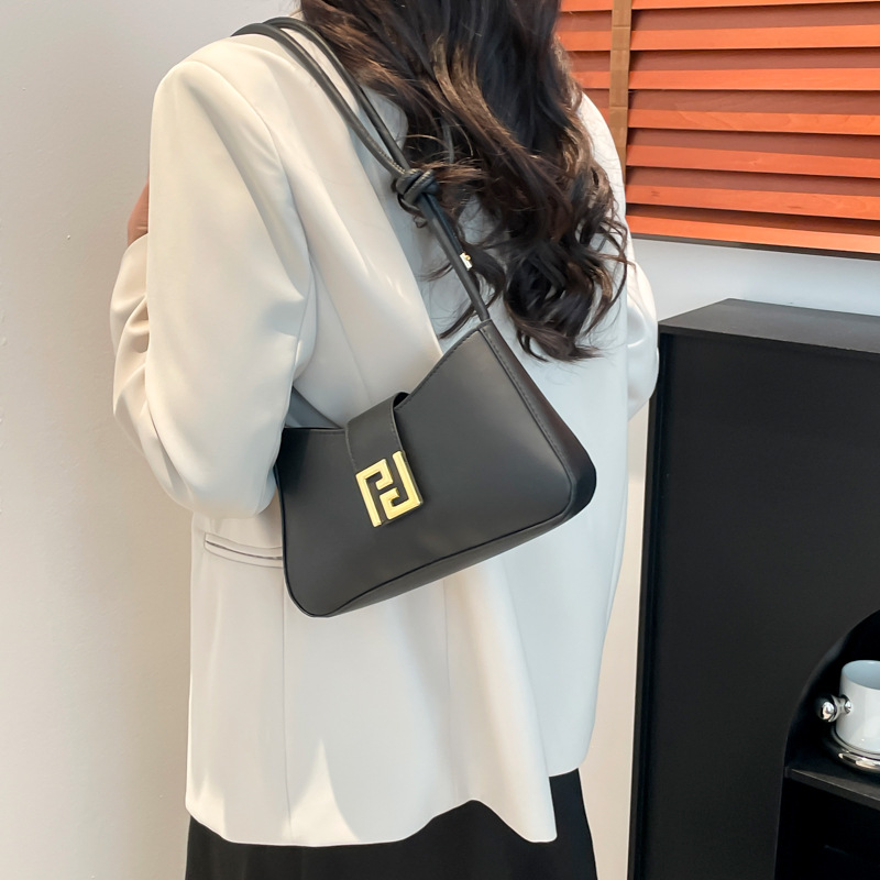 French niche and simple baguette underarm bag for women's cross-border new fashionable and versatile handbag, elegant single-shoulder crossbody bag Specification drawing