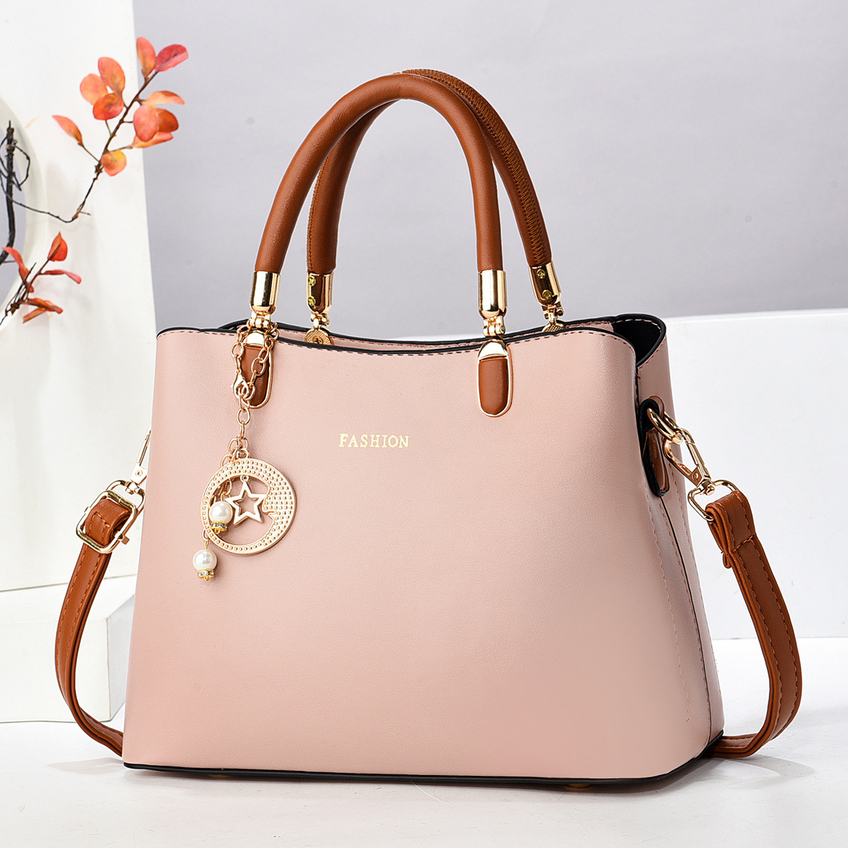 Mother's Day gift for Elders: Mom's Bag 2025 New Model handbag, large capacity, single-shoulder for women Specification drawing