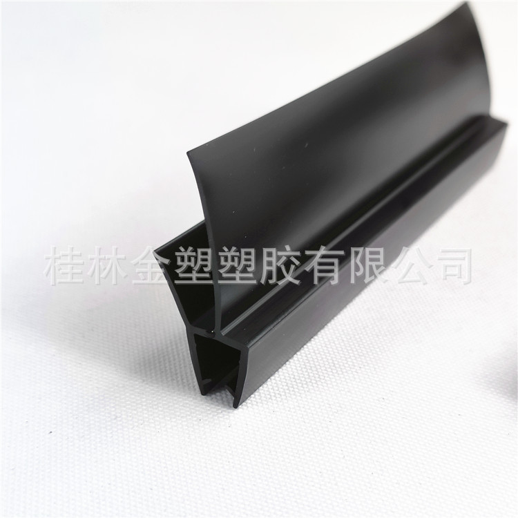 Cross-border best-selling black double soft-edge water-sweeping rubber strip for shower rooms, thickened PVC water barrier strip under bathroom door full figure