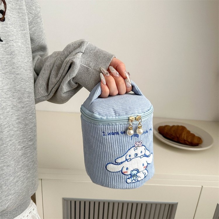 New cartoon Japanese style, cute and girlish, large-capacity makeup bag, hand-held bucket, hand-carried bag, multi-functional storage bag Specification drawing