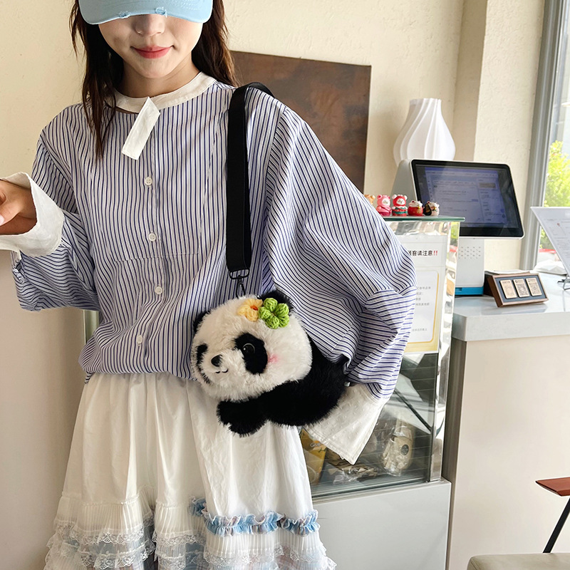 New cute panda crossbody plush toy backpack, a girlish travel backpack, claw machine doll exchange details Picture
