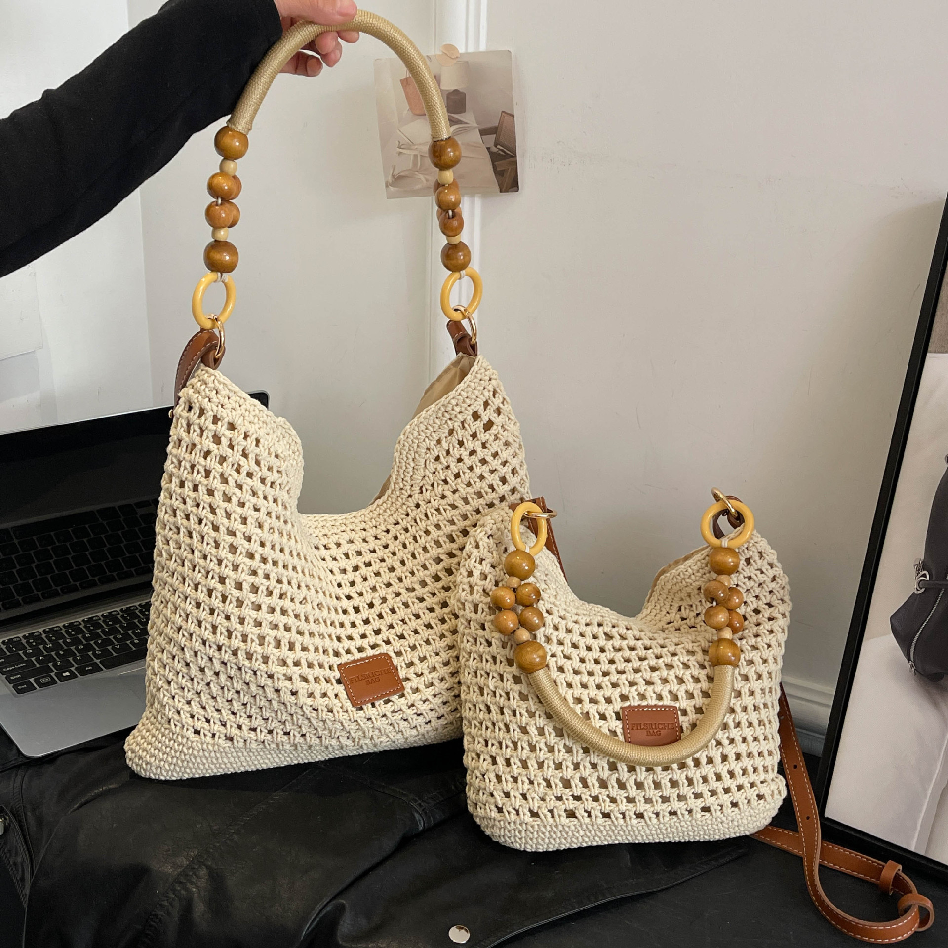 Summer Lazy style large-capacity tote bag for women 2025 New niche light luxury hand-woven underarm bag beach bag Application Scenario