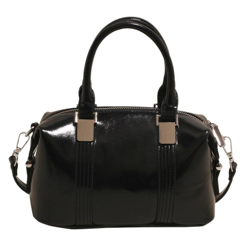 A new, trendy and high-end Boston bag for women in 2025, a niche hand-held commuter single-shoulder crossbody bag Item Picture