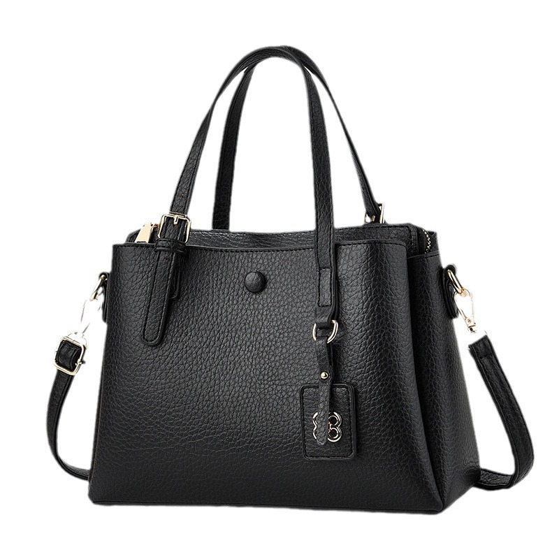 This is a new Spring/Summer 2024 fashionable and high-quality, large-capacity solid color single-shoulder crossbody handbag for women Item Picture