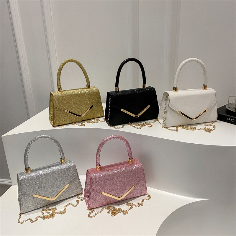 High-end handbag, hand-carry bag for women, new Spring/Summer 2025, fashionable and stylish design, single-shoulder crossbody bag Application Scenario