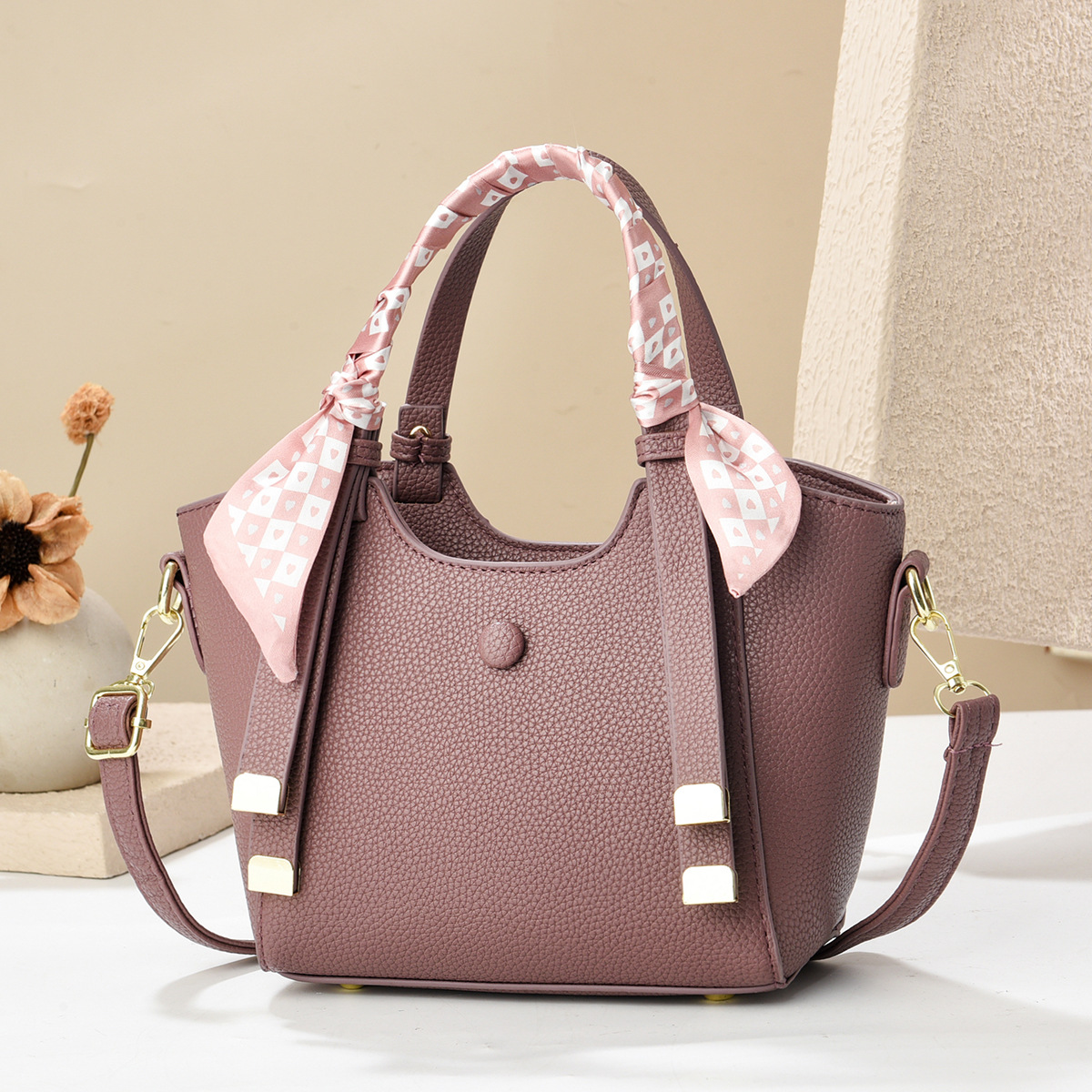 Large-capacity silk scarf women's bag 2025 Cross-border new style, lychee pattern single-shoulder crossbody bag, trendy casual tote bag Specification drawing