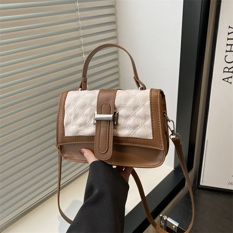 Cross-border fashion Women's Bag 2025 New style diamond embroidery thread patchwork Women's bag, single-shoulder crossbody hand-held small square bag full figure