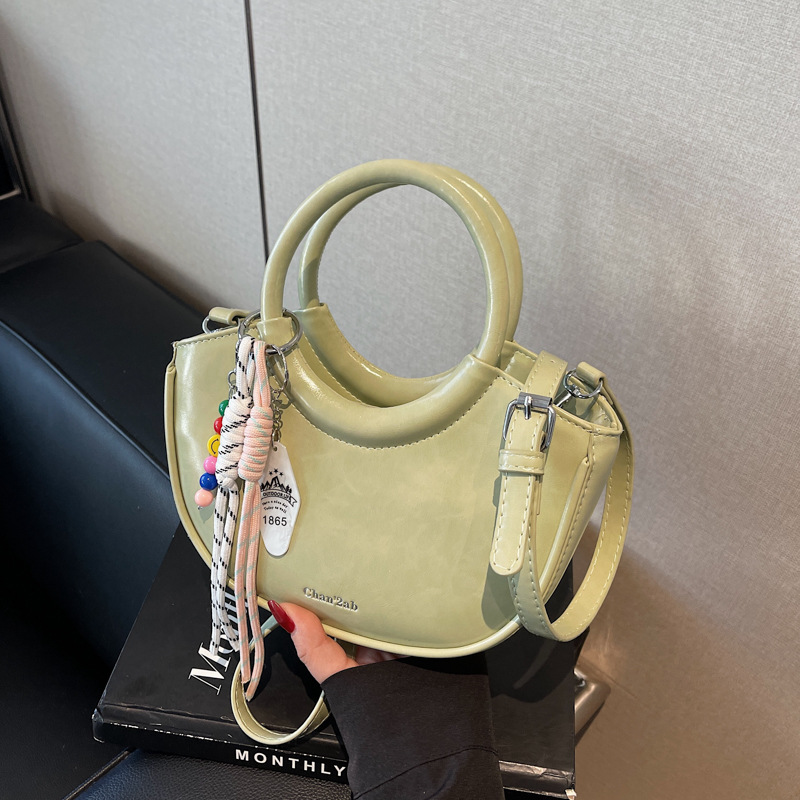 High-appeartion-level casual and simple bag for women, 2025 new trendy and versatile crossbody bag, fashionable hand-carry commuting bucket bag Specification drawing