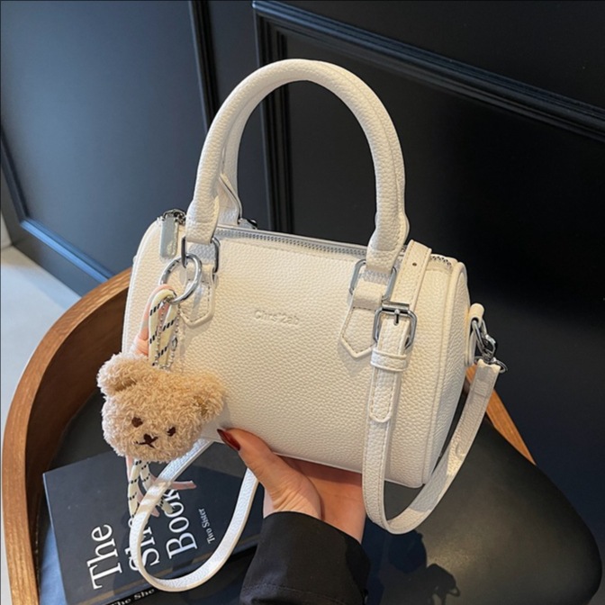 High-end quality Boston handbag for women 2025 new summer fashion, versatile, stylish and simple single-shoulder crossbody bag full figure
