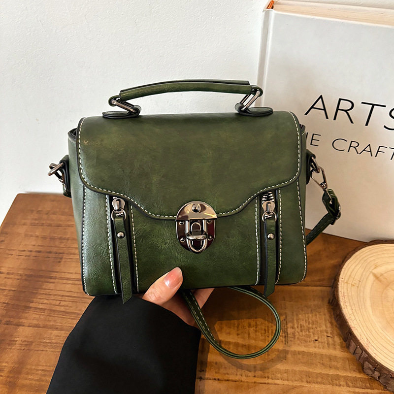 "Little Bag Women 2025 New Style trendy retro handbag, versatile texture, soft leather ladies' small square bag. full figure