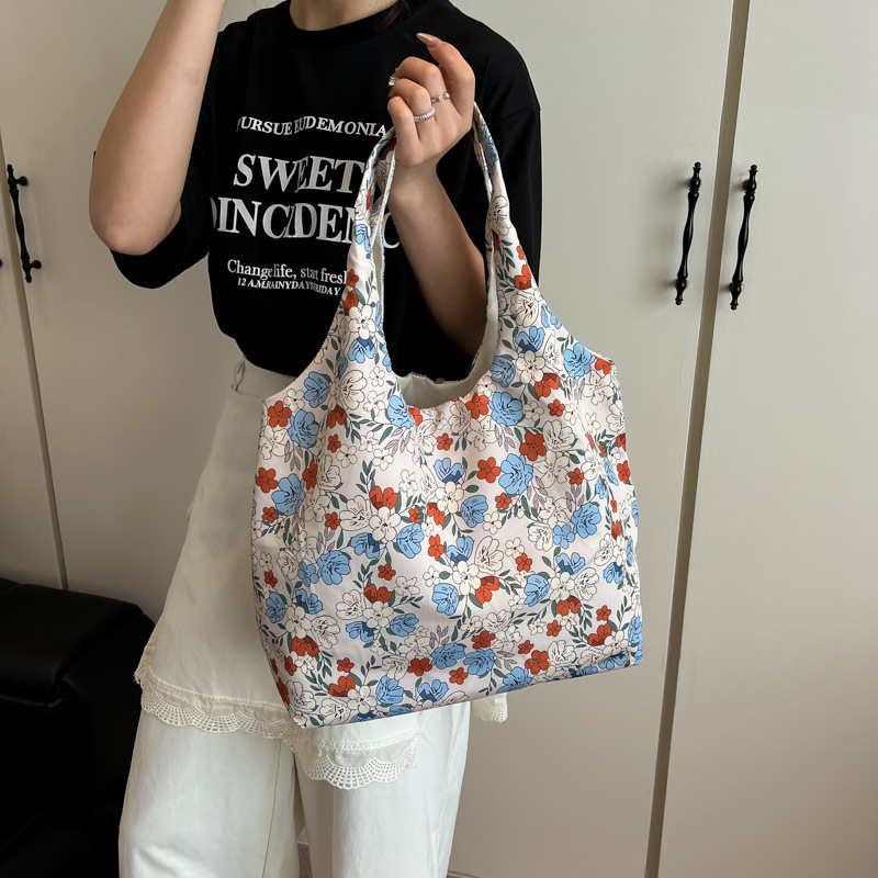 Large-capacity casual and versatile single-shoulder bags, simple and laid-back vest bags, artistic and fresh commuter tote bags for delivery details Picture