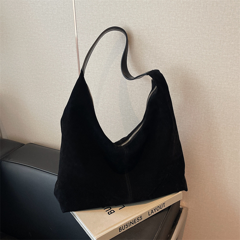 Casual soft leather large-capacity bag for women, 2024 new suede single-shoulder bag, fashionable tote bag, trendy and versatile bucket bag Specification drawing