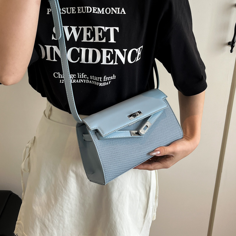 Retro, niche and unique underarm Kelly bag for women 2025 new style, fashionable, high-end texture, versatile single-shoulder crossbody bag Specification drawing